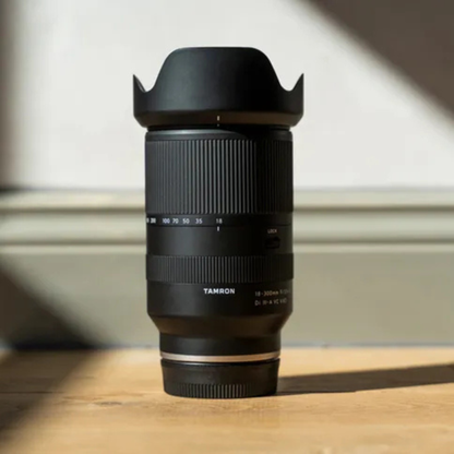 Tamron 18-300mm f/3.5-6.3 Di III-A VC VXD für Sony E / Fujifilm X NEU & OVP versiegelt